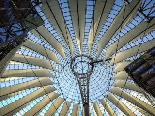Roof_from_the_Sony_Center