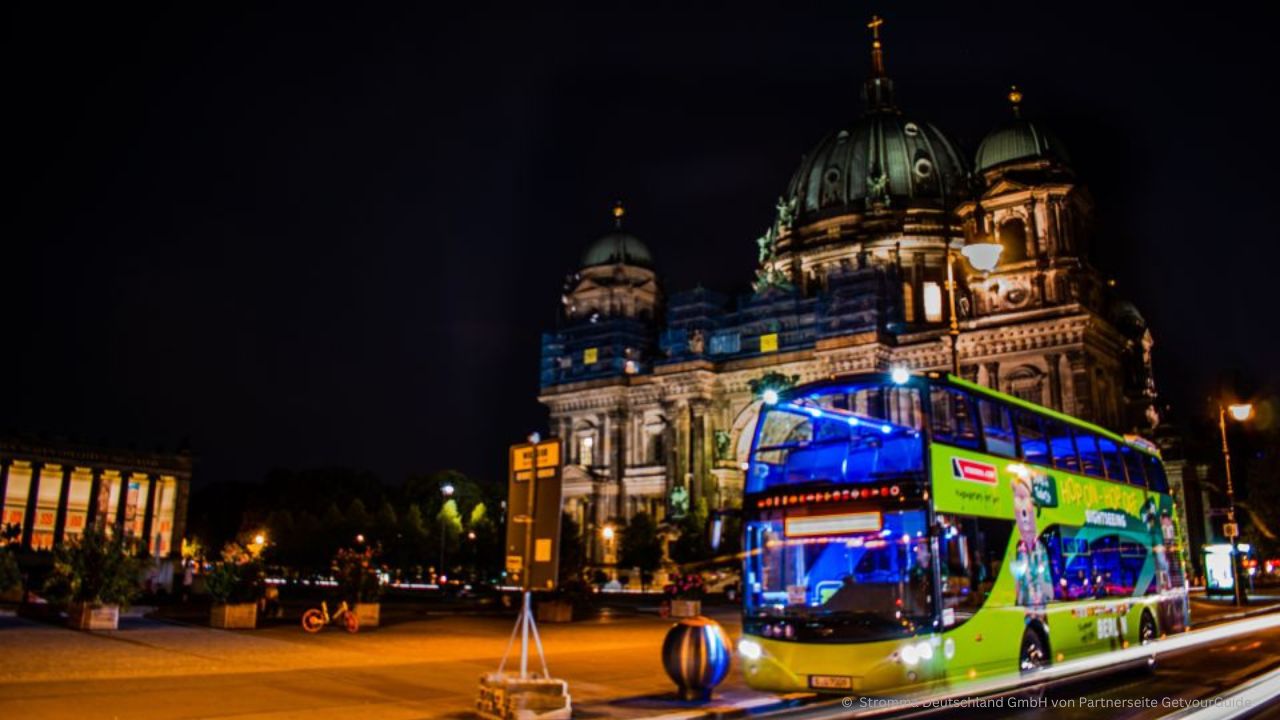 Abendliche Sightseeing Bustour Berlin 1
