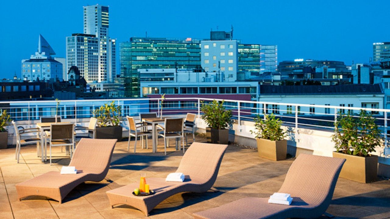 Buchen Sie Ihr Zimmer im 4 Sterne Hotel NH zum Schnäppchenpreis.