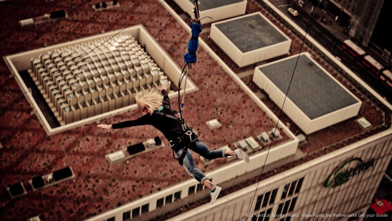 Base Flying am Alexanderplatz Berlin2