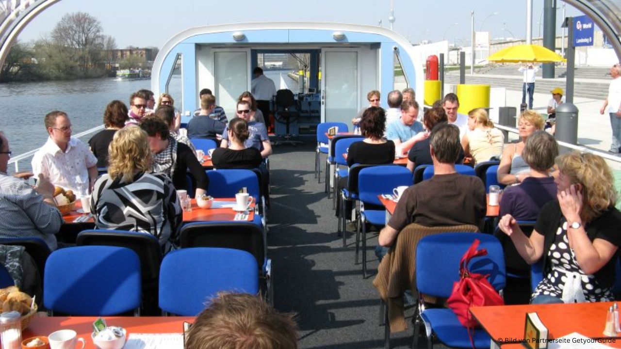 Schifffahrt durch Berlin5
