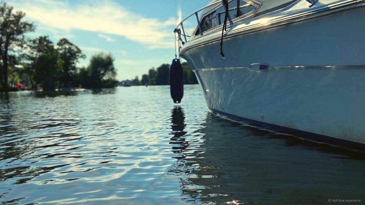 YAJA Boat experience in Berlin bei Welcome to Berlin3