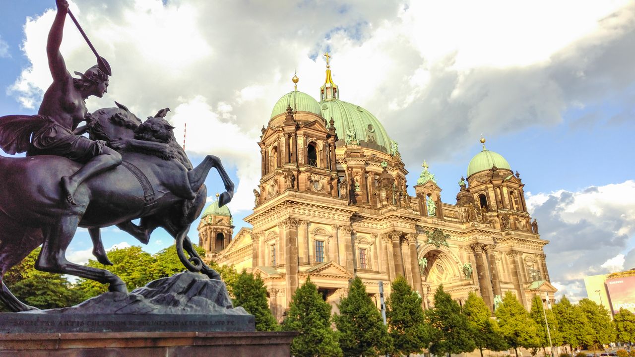 squat Kan ignoreres Ruddy Top Ten Tourist Attractions – Berlin Cathedral