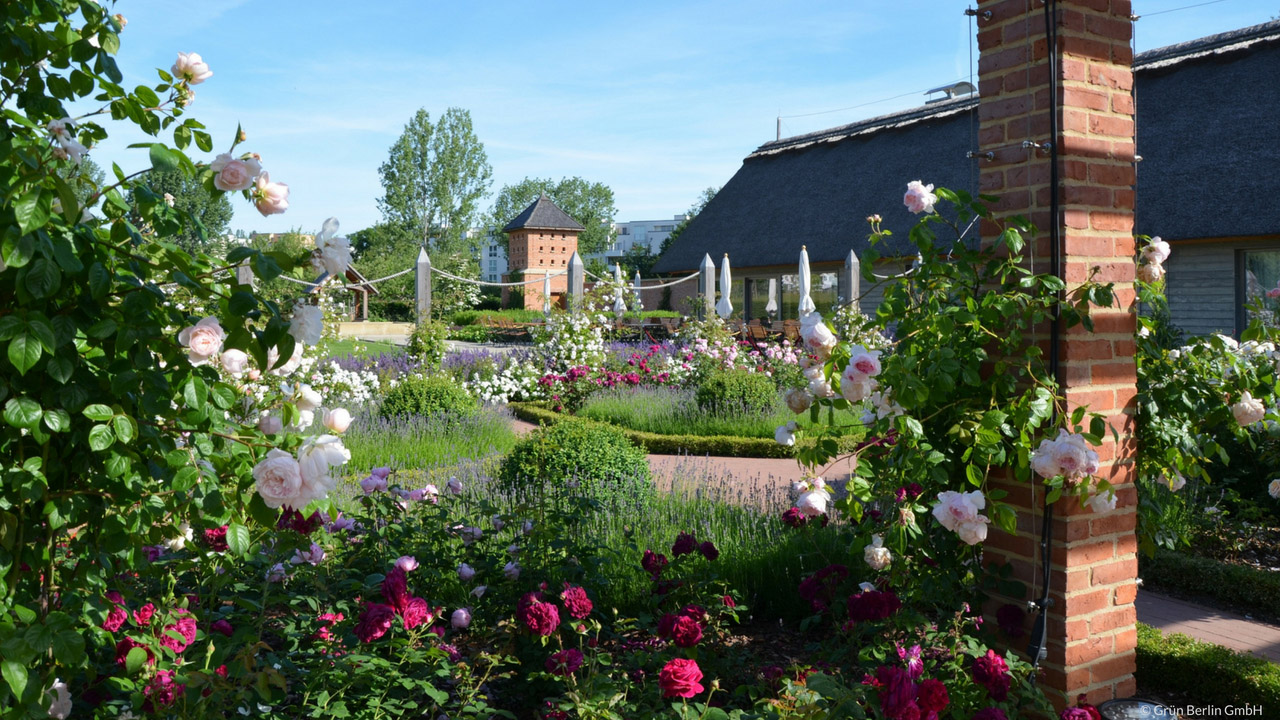 Marzahn Recreational Park And The Gardens Of The World Berlin