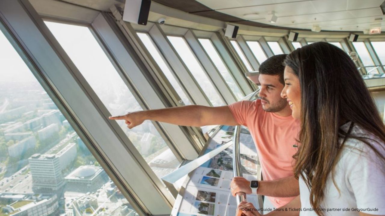 Berlin TV Tower Restaurant Inner Circle Ticket Fast View3