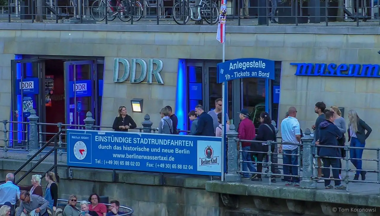 Entrance of the GDR Museum Berlin at DomAquaree
