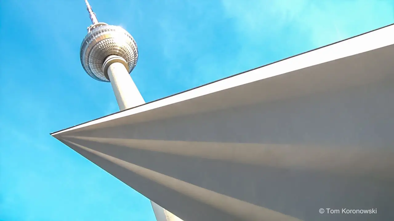 No queuing: VIP dinner in the Berlin TV tower