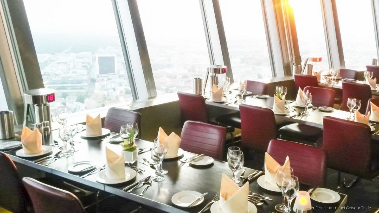 Nachmittagstee im Berliner Fernsehturm