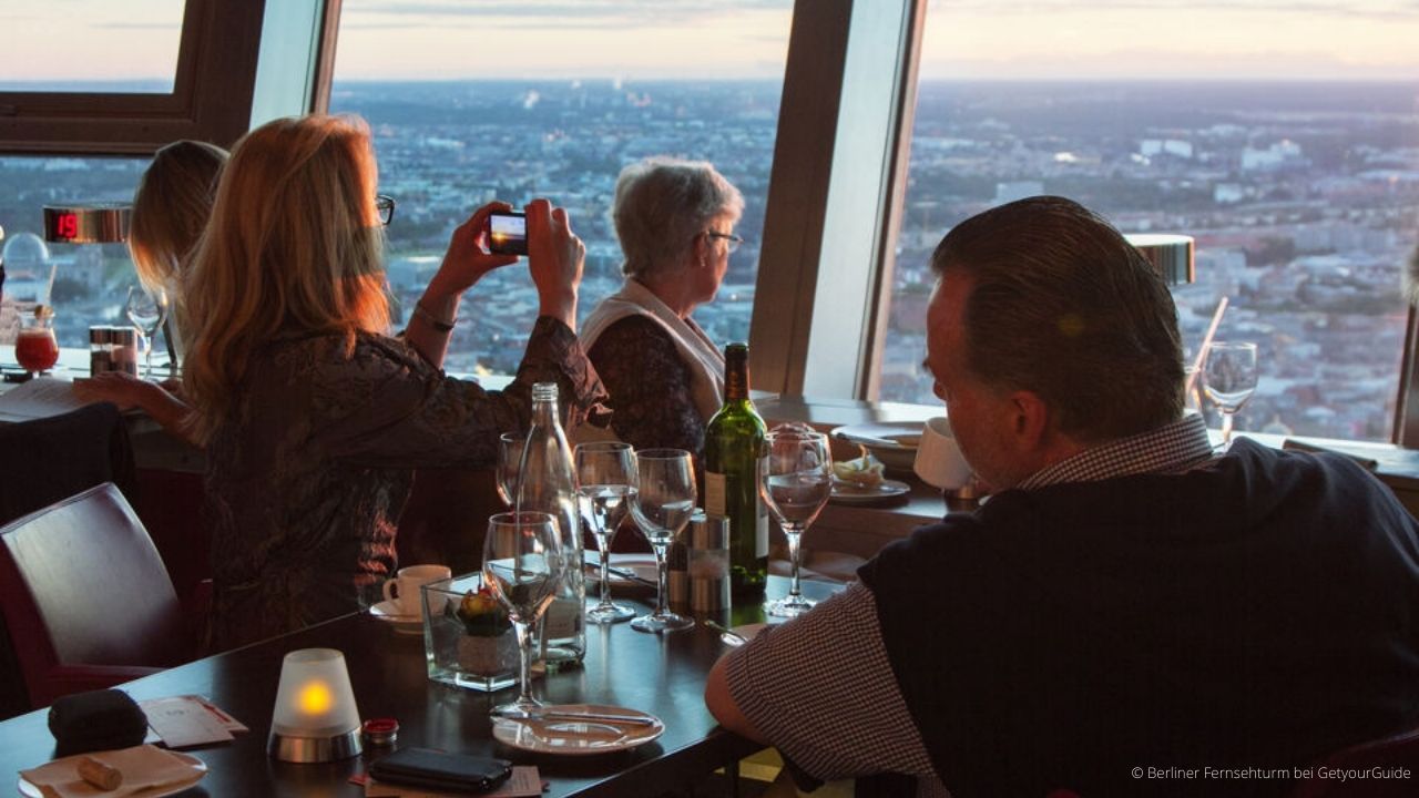 Mittagesser im Berliner Fernsehturm1