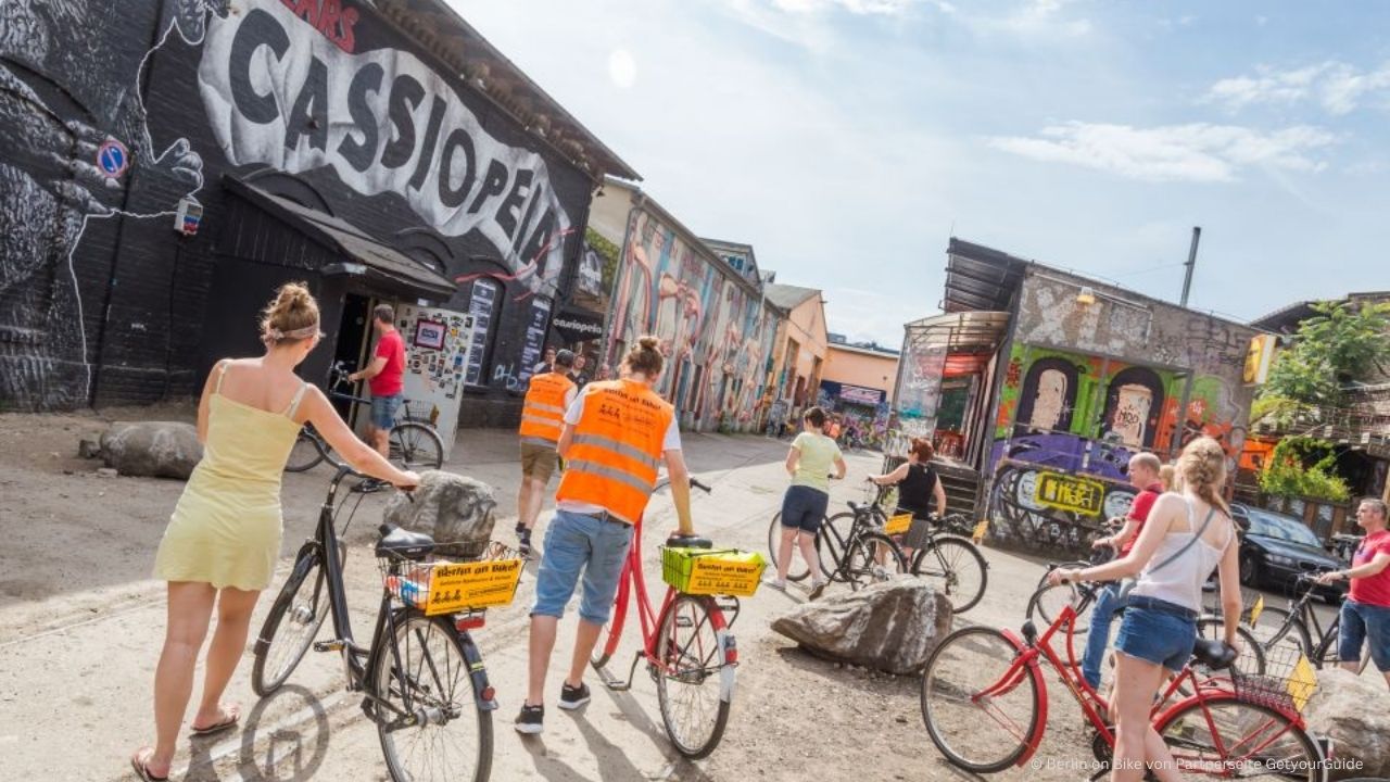 Cycle tour Berlin: Kreuzberg & Friedrichshain