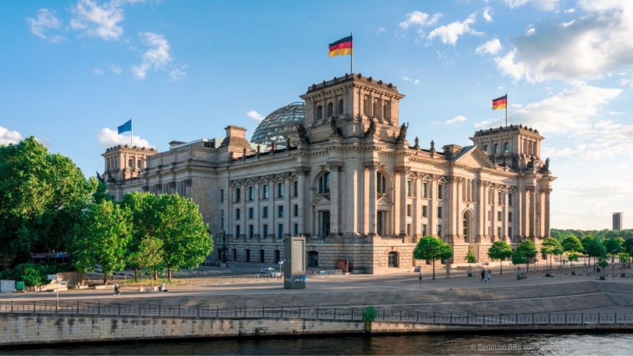 Berlin Sights and Highlights Bike Tour2
