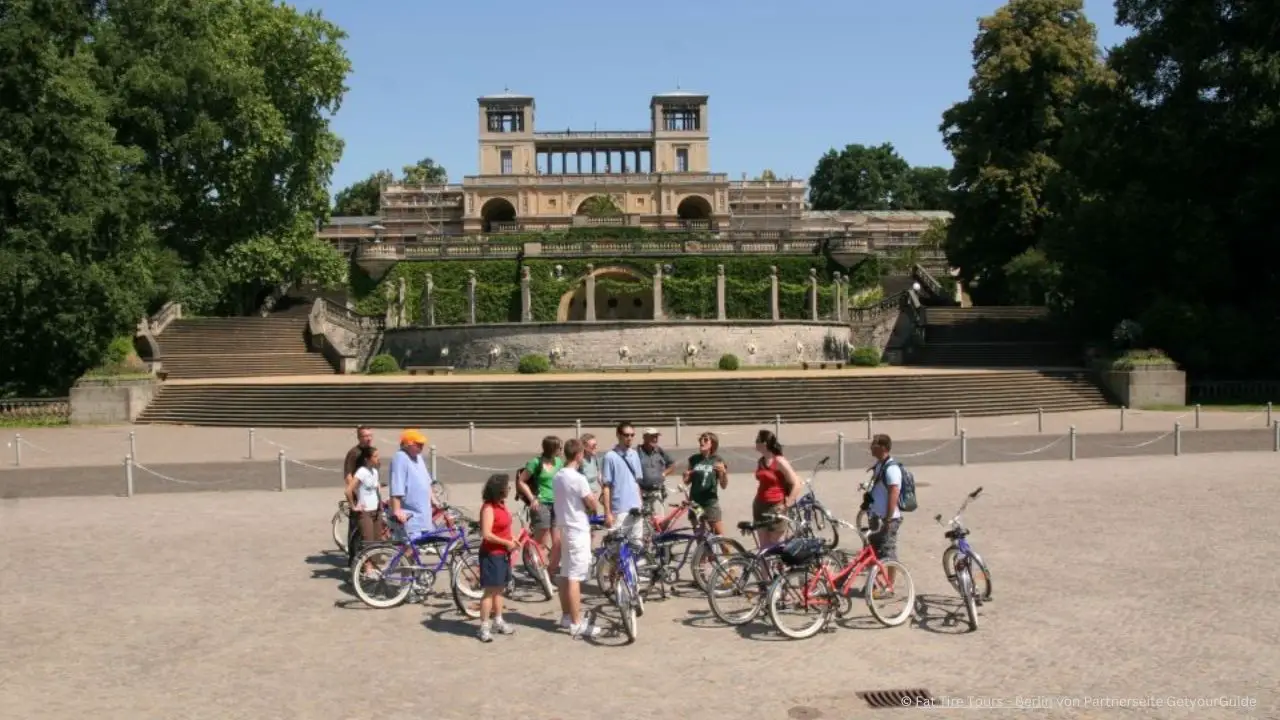 Bicycle tour through the gardens and palaces of Potsdam