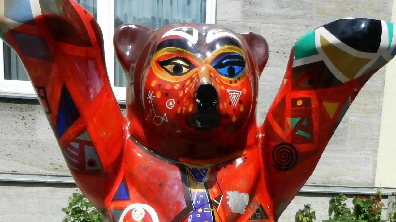 Help the bears are loose- the buddy bears in Berlin