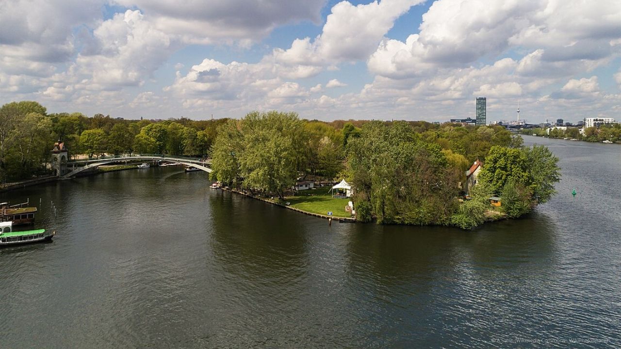 Ein Ausflug mit Kindern zu der Insel der Jugend in Berlin.