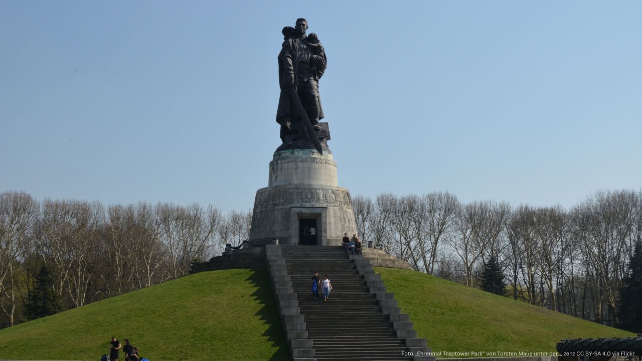 Sowjetisches Ehrenmal im Treptower Park Berlin