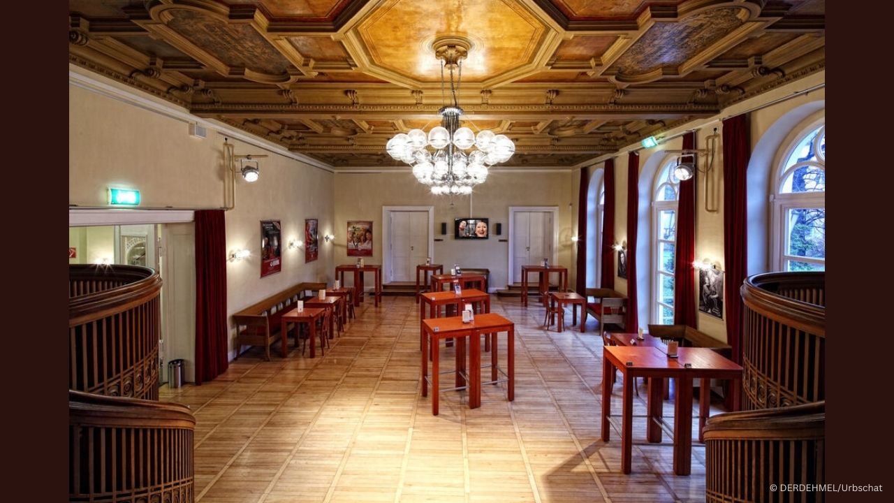 Champagnerhalle im Schlosspark Theater Berlin