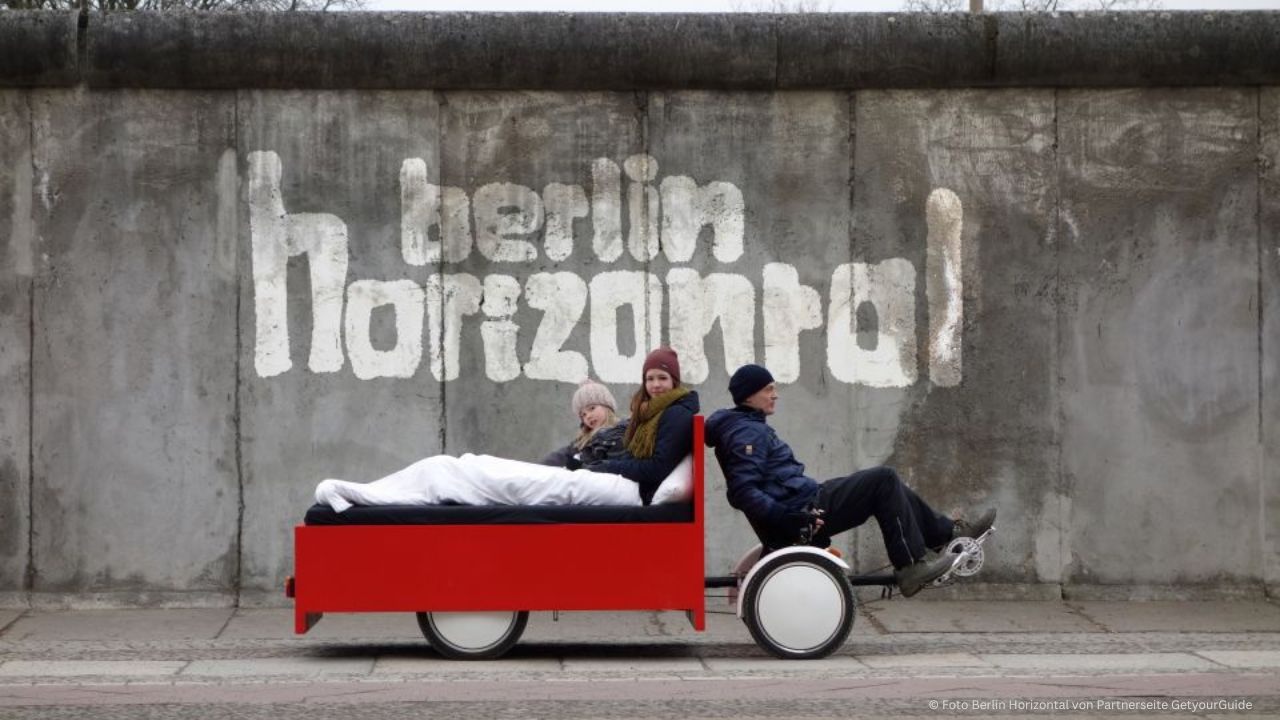 mit dem BedBike durch Berlin