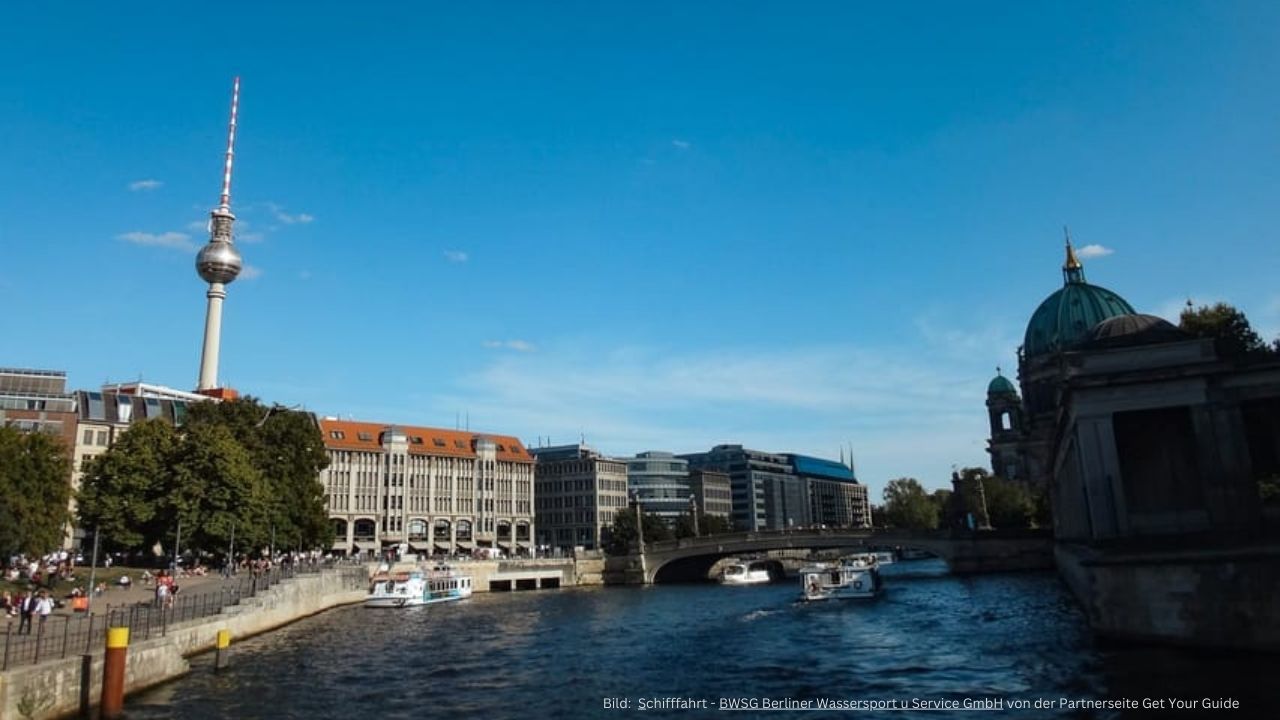 2,5 Stunden Spreerundfahrt East-Side-Tour durch Berlin
