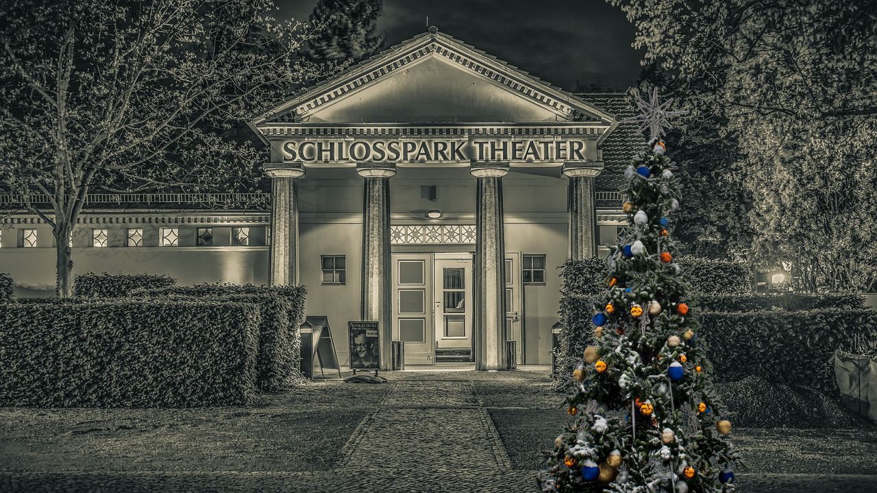 Schlosspark Theater