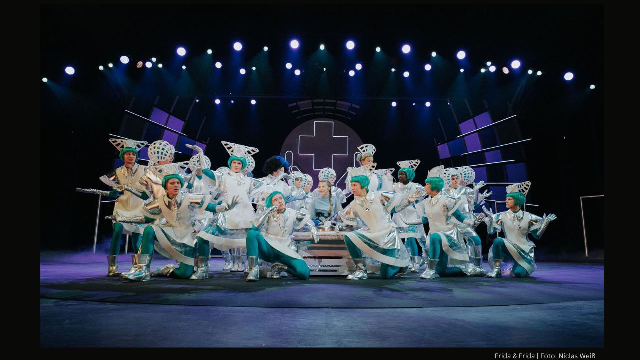 FRIDA & FRIDA Young Show in Berlin erleben