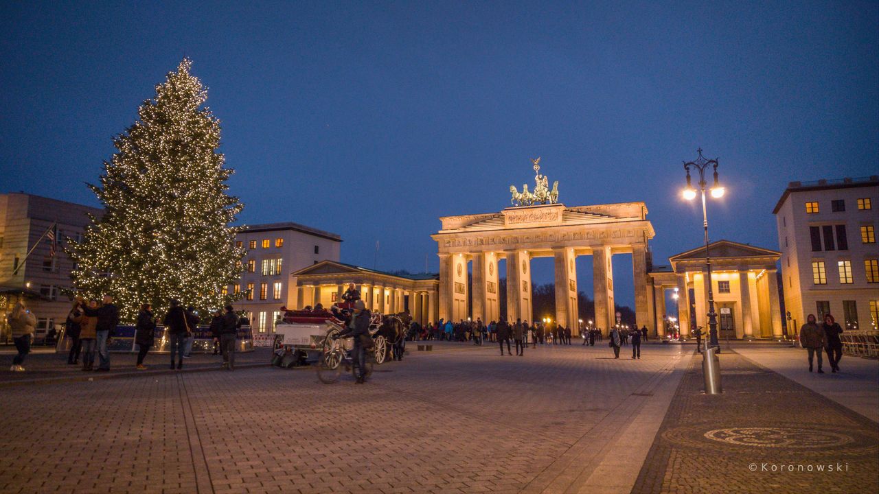 Lichterfahrt durch das weihnachtliche Berlin