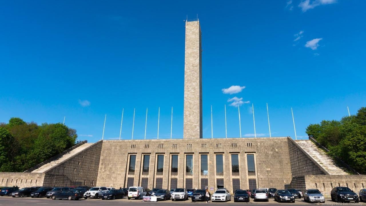 Glockenturm am Olympiastadion