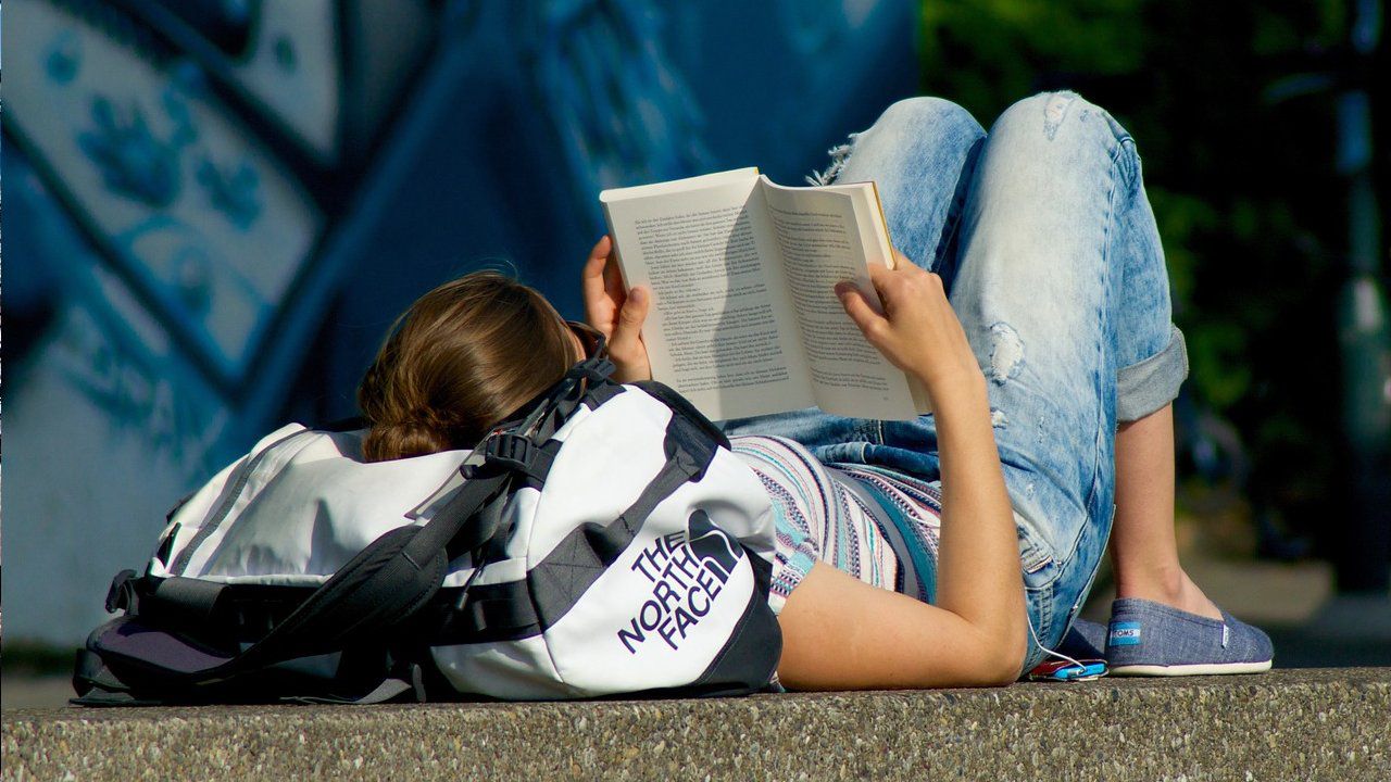Cozy reading on the Bebelplatz Berlin