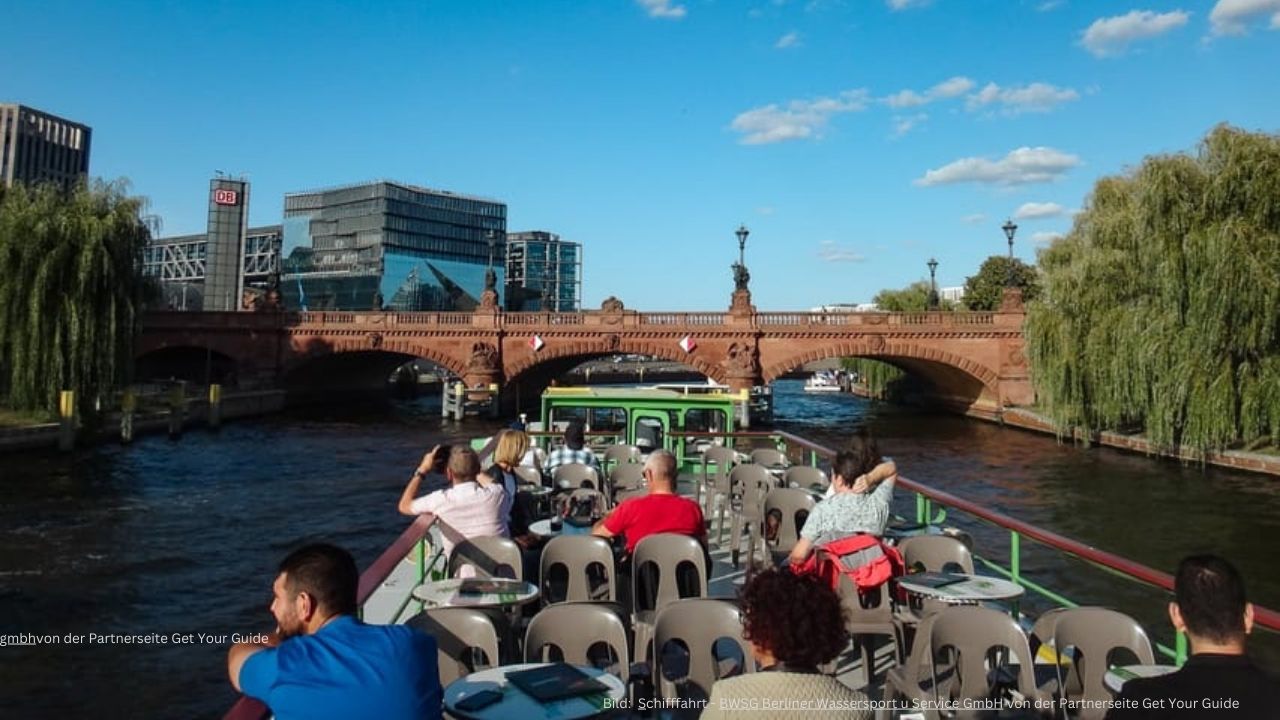 Blick auf die Oberbaumbrücke in Berlin